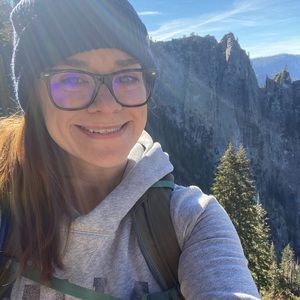 Meet your Posher, Felicity